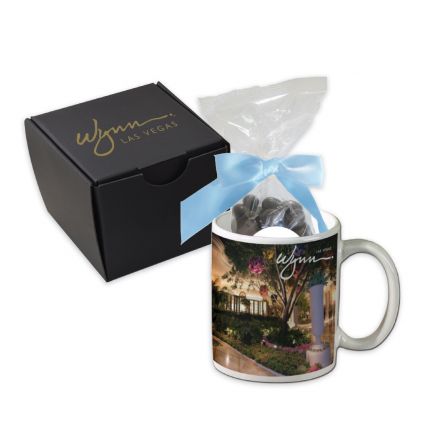 Mug Gift Set with Dark Chocolate Almonds