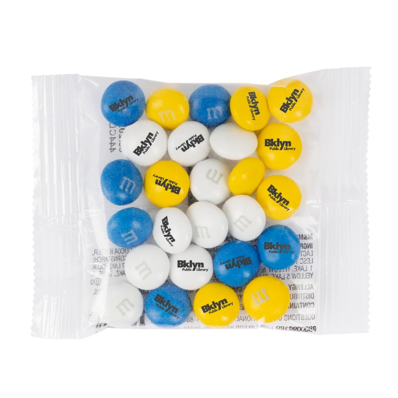 3/4 oz. Personalized M&M'S&reg; in Clear or Single Color Favor Pack